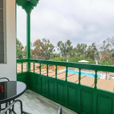 La Linde Heated Pool *