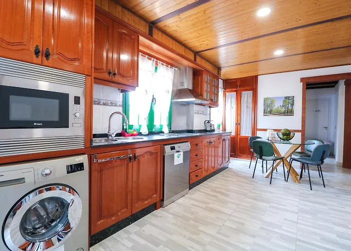 Majestic Mountain With Heated Pool Appartamento *