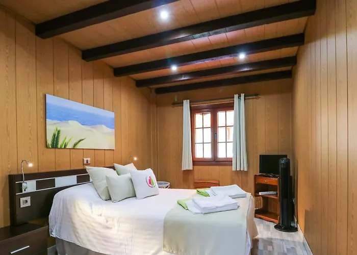 Majestic Mountain With Heated Pool Appartamento