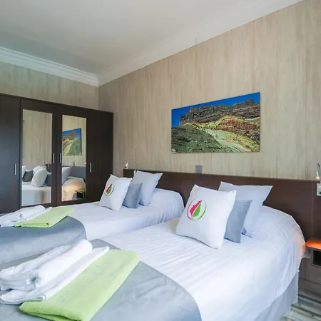 Majestic Mountain With Heated Pool *